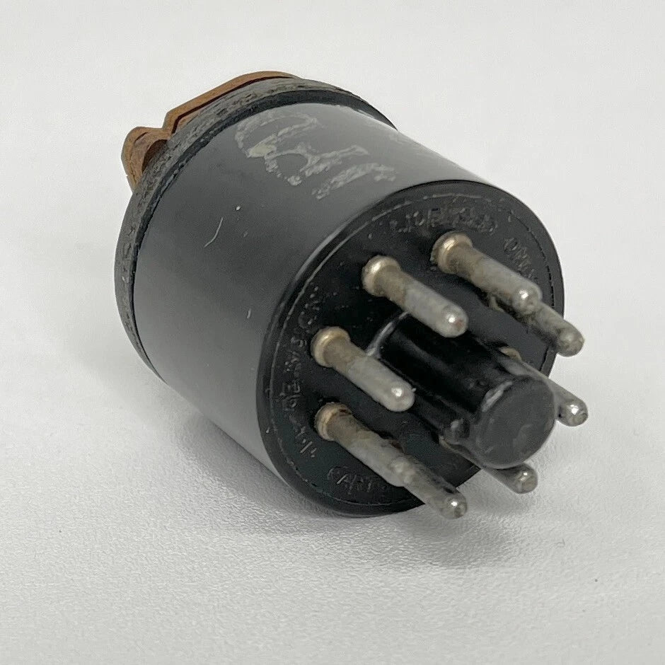Vintage JFD Sockette 103AG Radio Tube Socket Adapter 1Q5 Tube to 3S4 Tube (b)