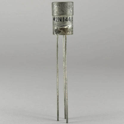 (1) Tested Vintage Sylvania 2N144 NPN Germanium Transistor with Box