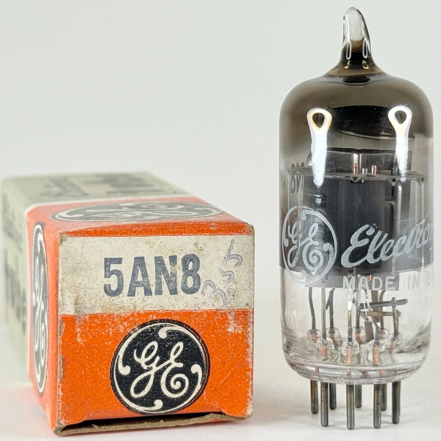 (1) Tested GE 5AN8 Tube with Box Date Code 59-04 General Electric Triode Pentode