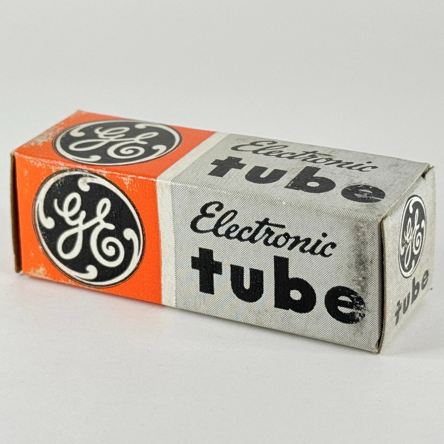 (1) Tested GE 6BA8A Tube Date Code 62-35 Medium Mu Triode Cutoff Pentode 6BA8 A