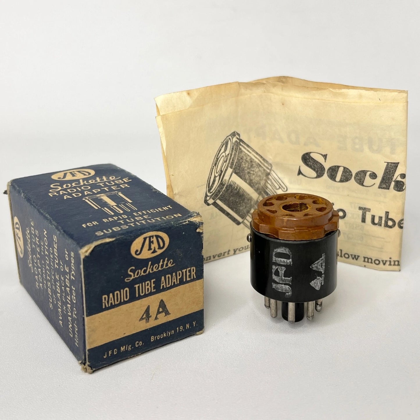 Vintage JFD Sockette 4A Radio Tube Socket Adapter For 1C5GT Tube to 3C5GT Tube
