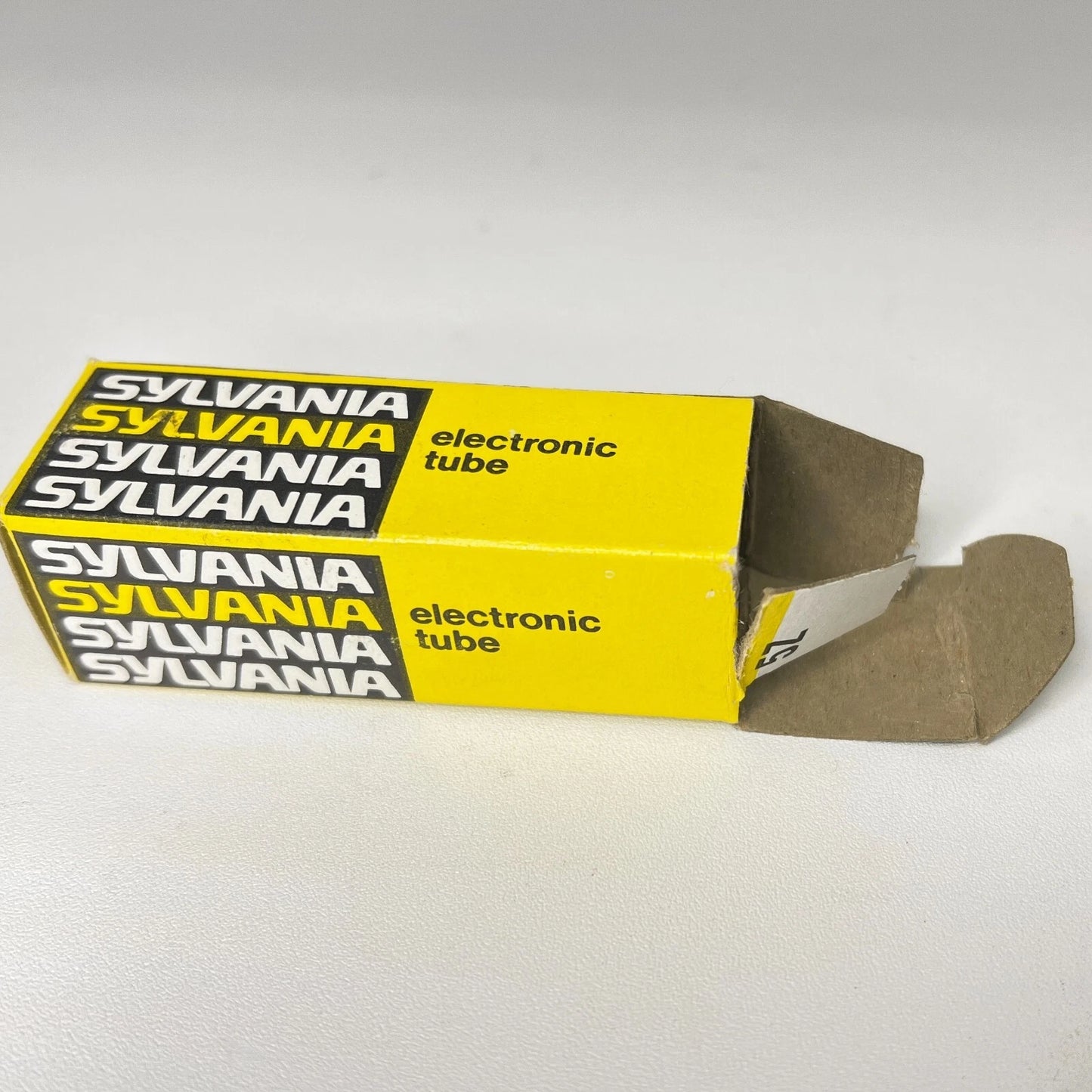 (1) Tested Sylvania 6GH8A Tube with Box Date Code ae Triode Sharp Cutoff Pentode