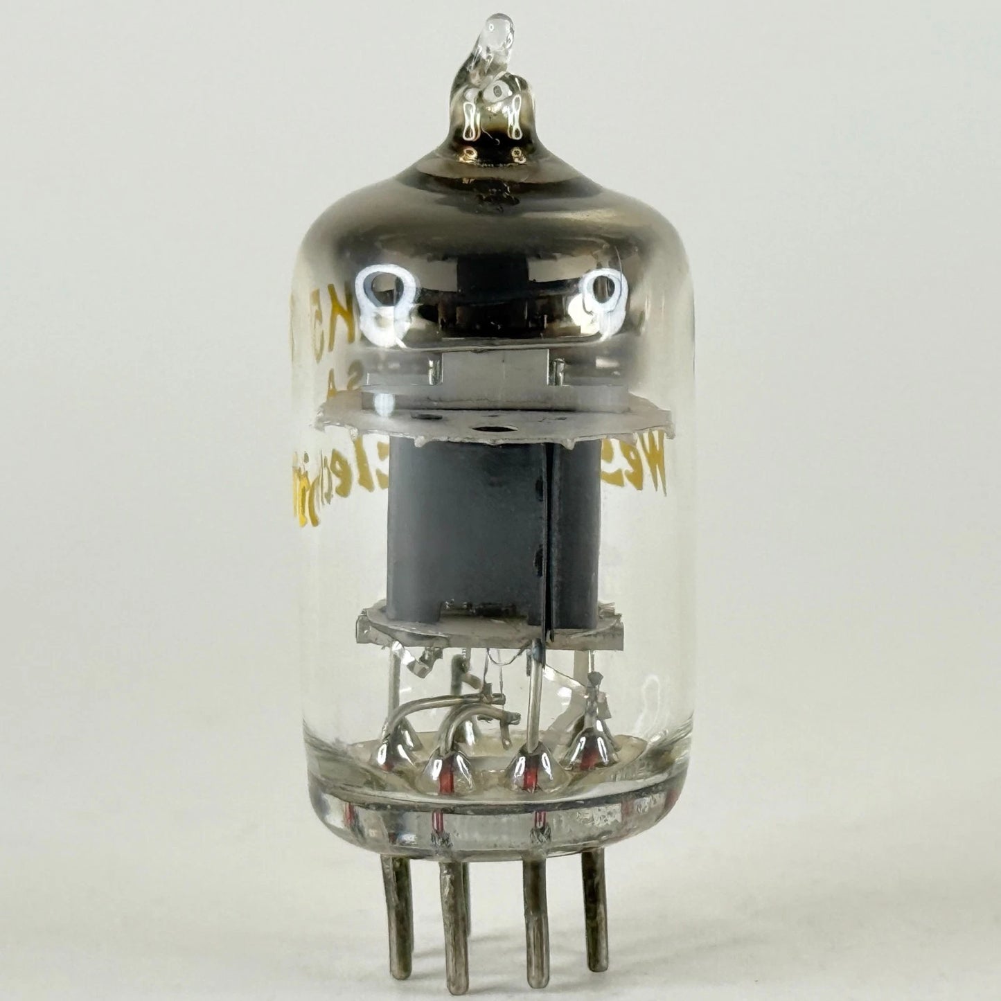 (1) Tested Western Electric JW 6AK5 Tube Black Plate Square Angled D Getter