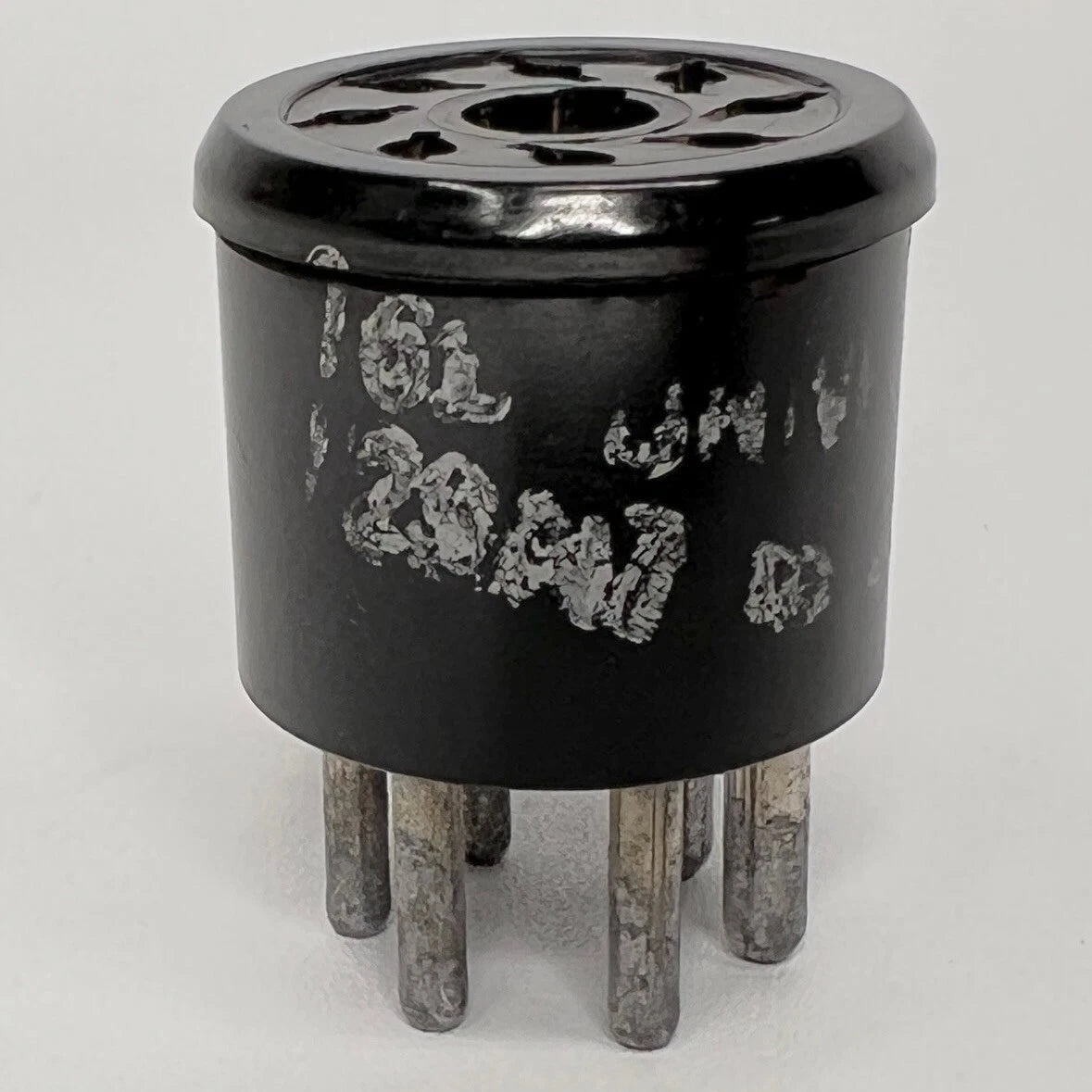 Vintage Universal No. 16L Tube Socket Adapter To Convert 12SA7 Tube to 25Z5 Tube