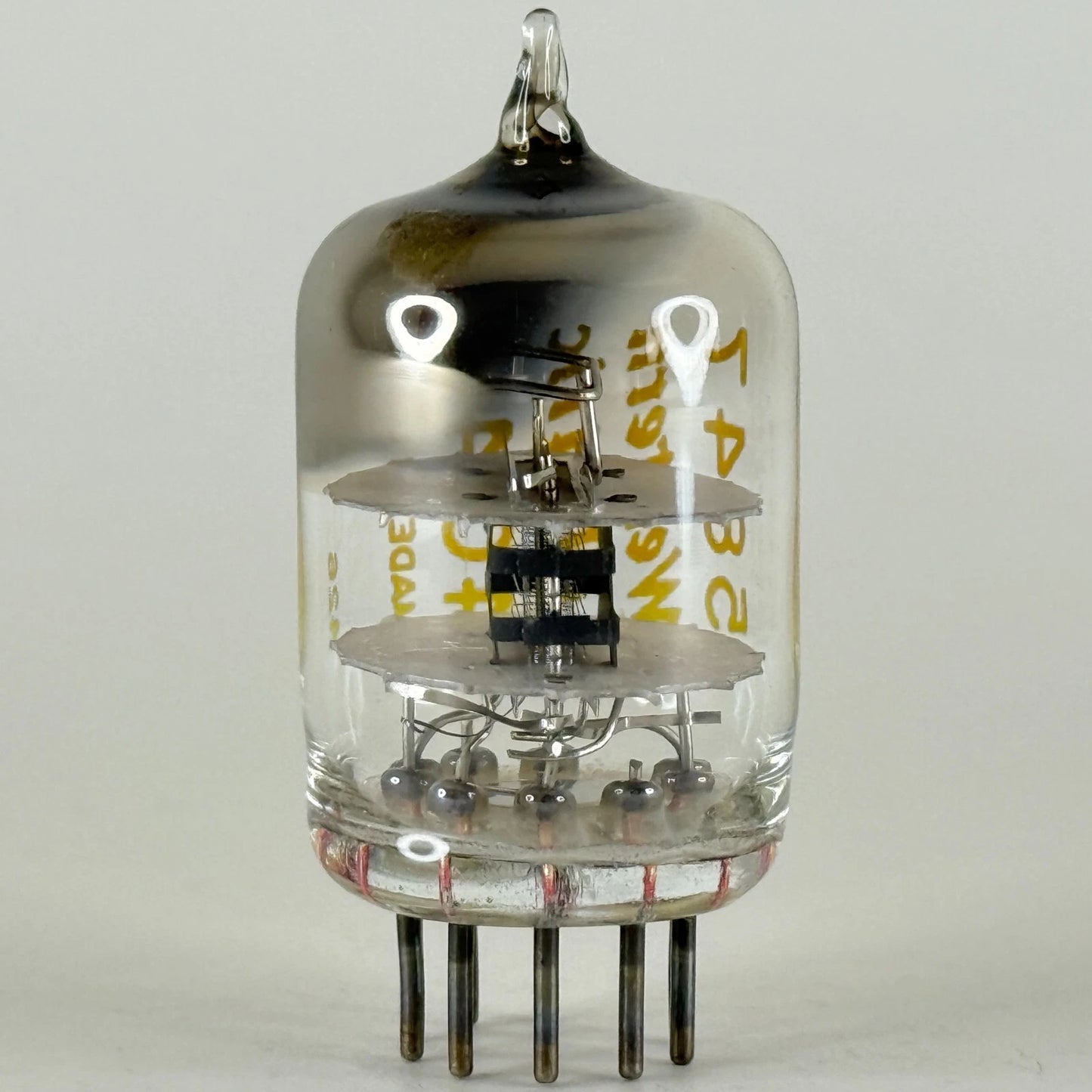 (1) Tested 1954 Western Electric 5847 404A Tube Black Plate Square Halo Code 426