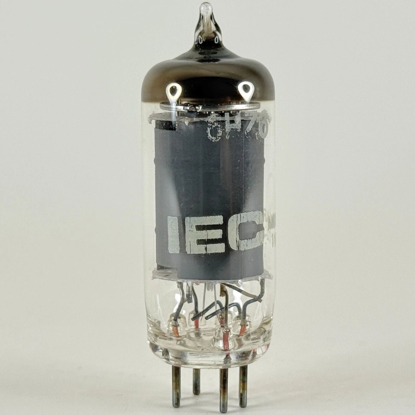 (1) Tested IEC Mullard 6HZ6 Tube Date Code 1022-407 Great Britain Pentode Tube