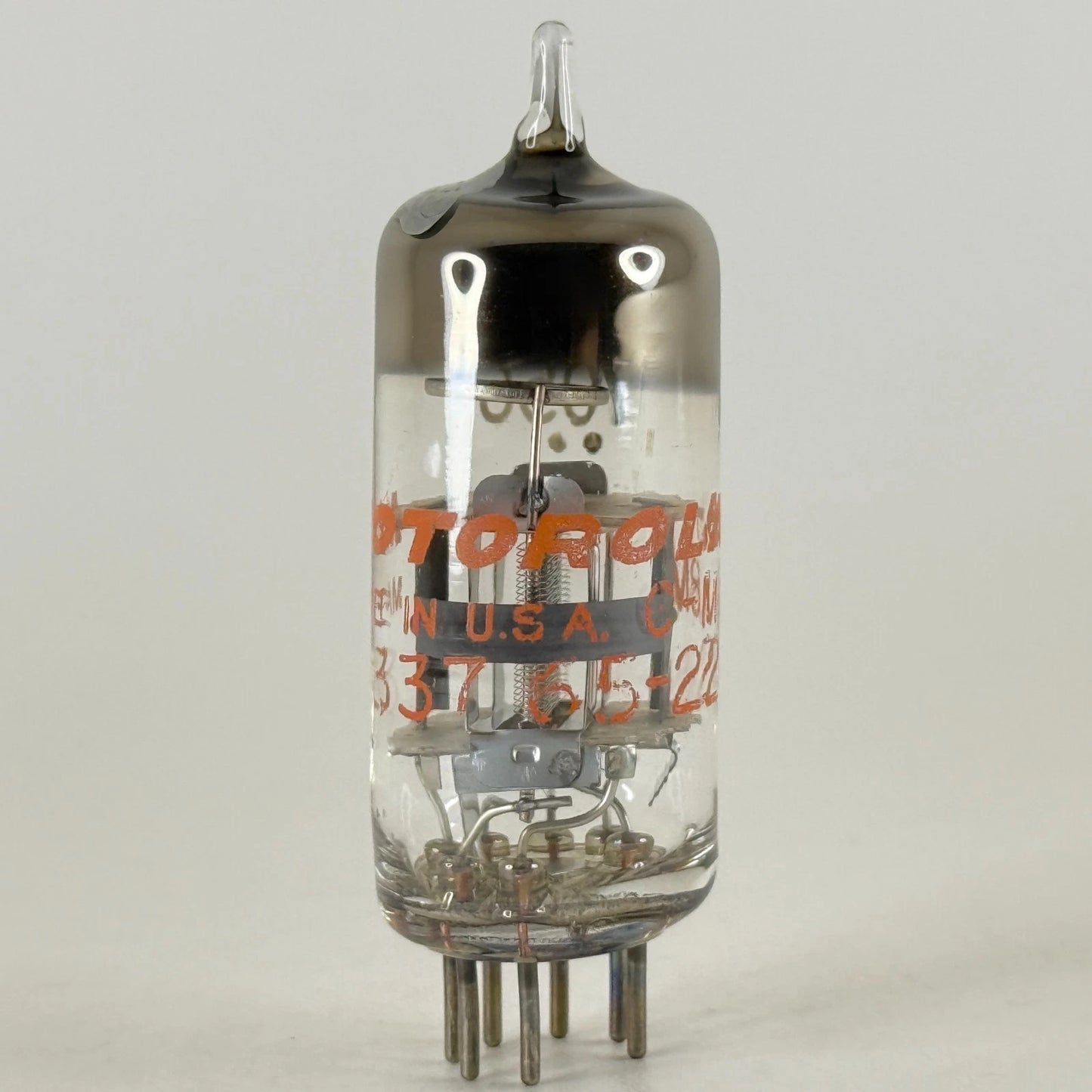 (1) Tested Motorola 7056 Tube with Box Date Code 65-22 Pentode Tube