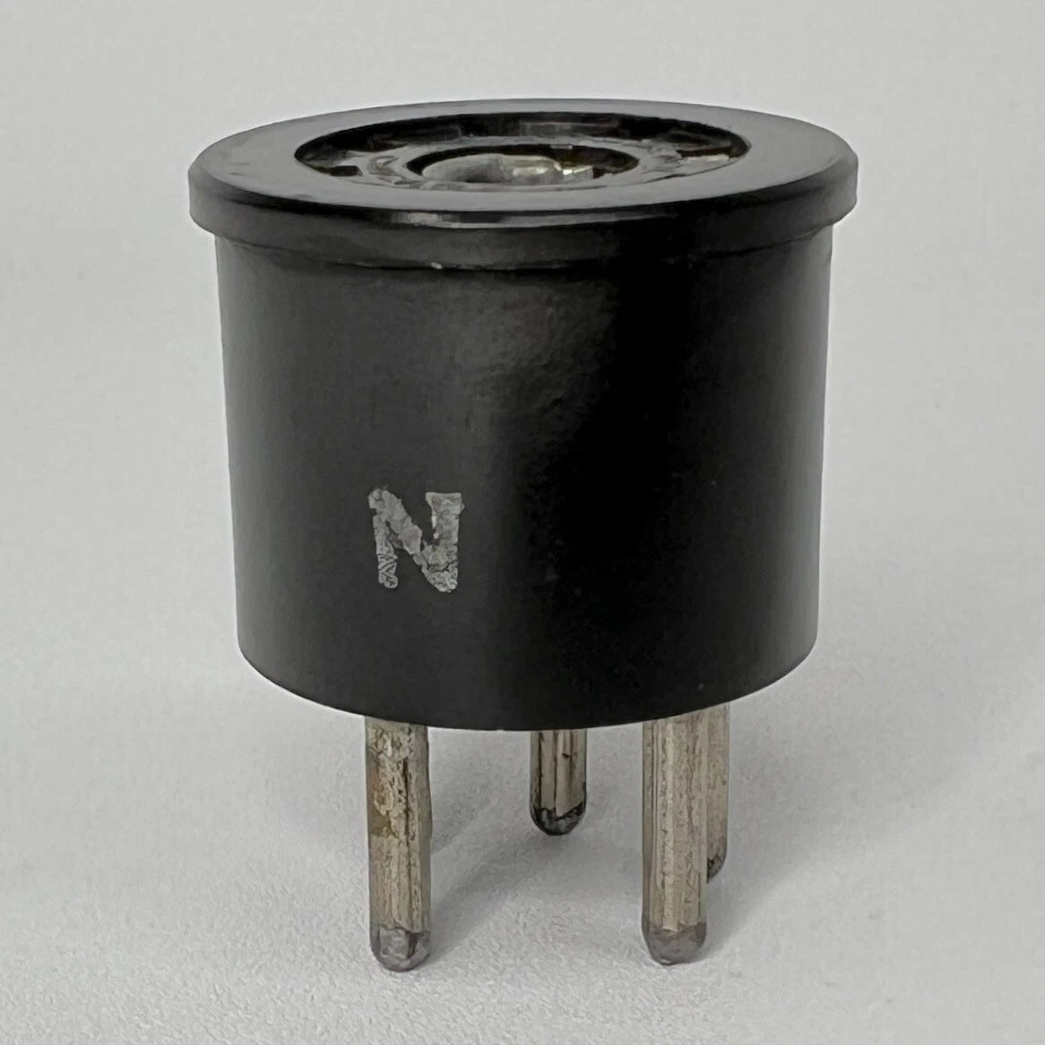 Vintage Adaptol No. 29 Tube Socket Adapter To Convert 7Y4 Tube to 6Z4 84 Tube