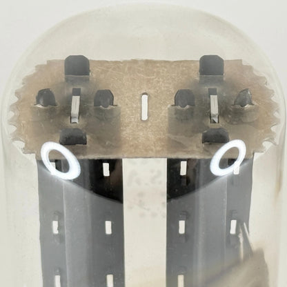(1) Tested Beckman 5U4GB Tube Smooth Gray Plates Side Getter 68-30 GE EIA 5U4 GB