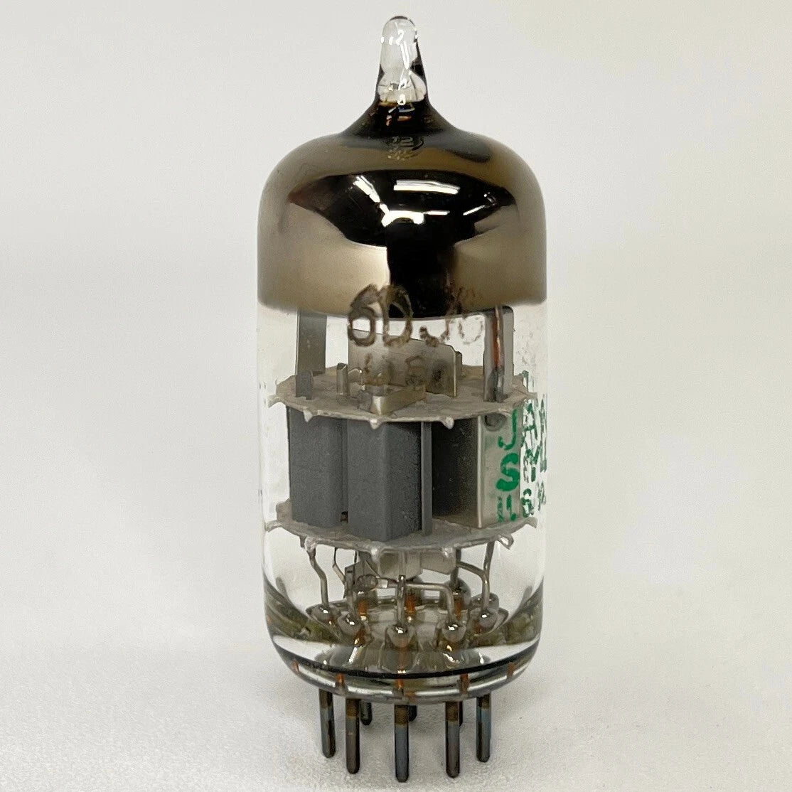 (1) Tested Strong and Balanced Sylvania JAN 6DJ8 Tube Date Code 7639 6DJ8 Tube