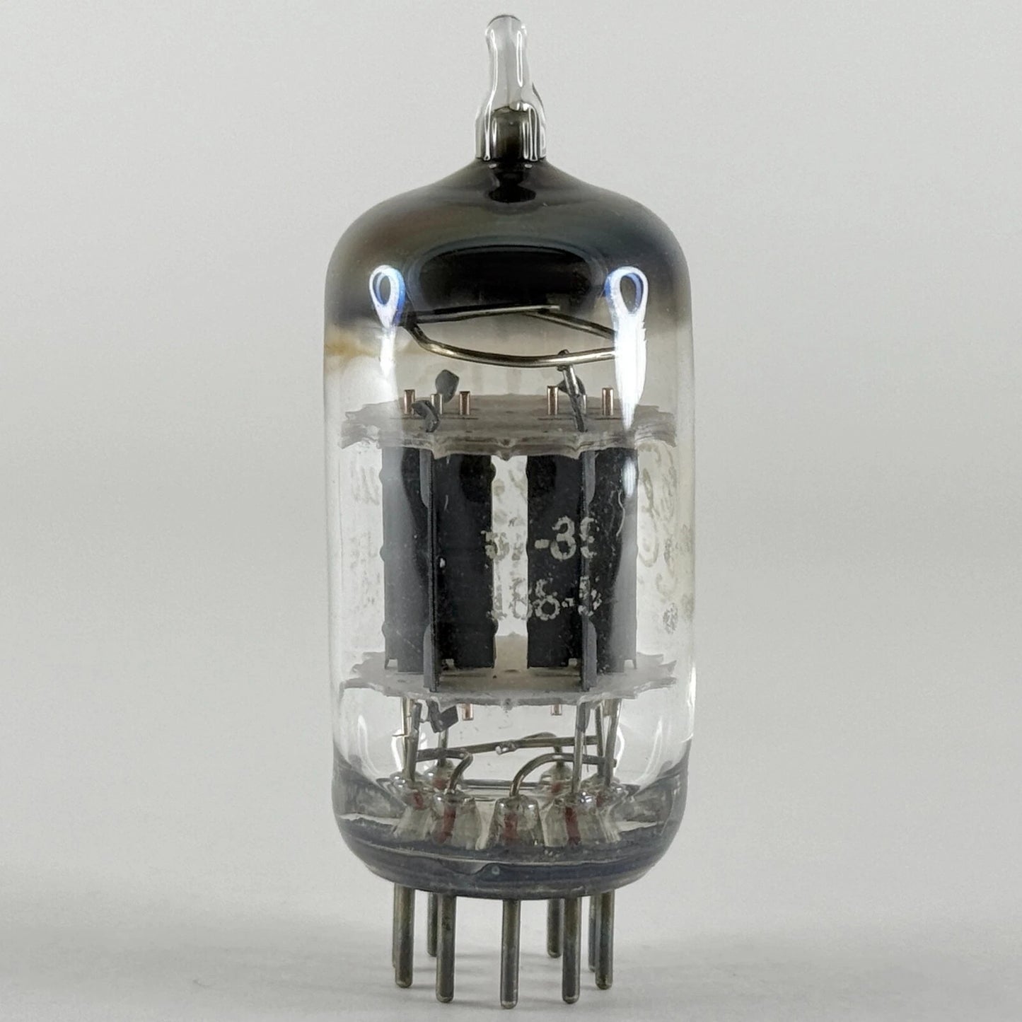 (1) Tested GE 7AU7 Tube Date Code 57-39 General Electric Twin Triode Tube
