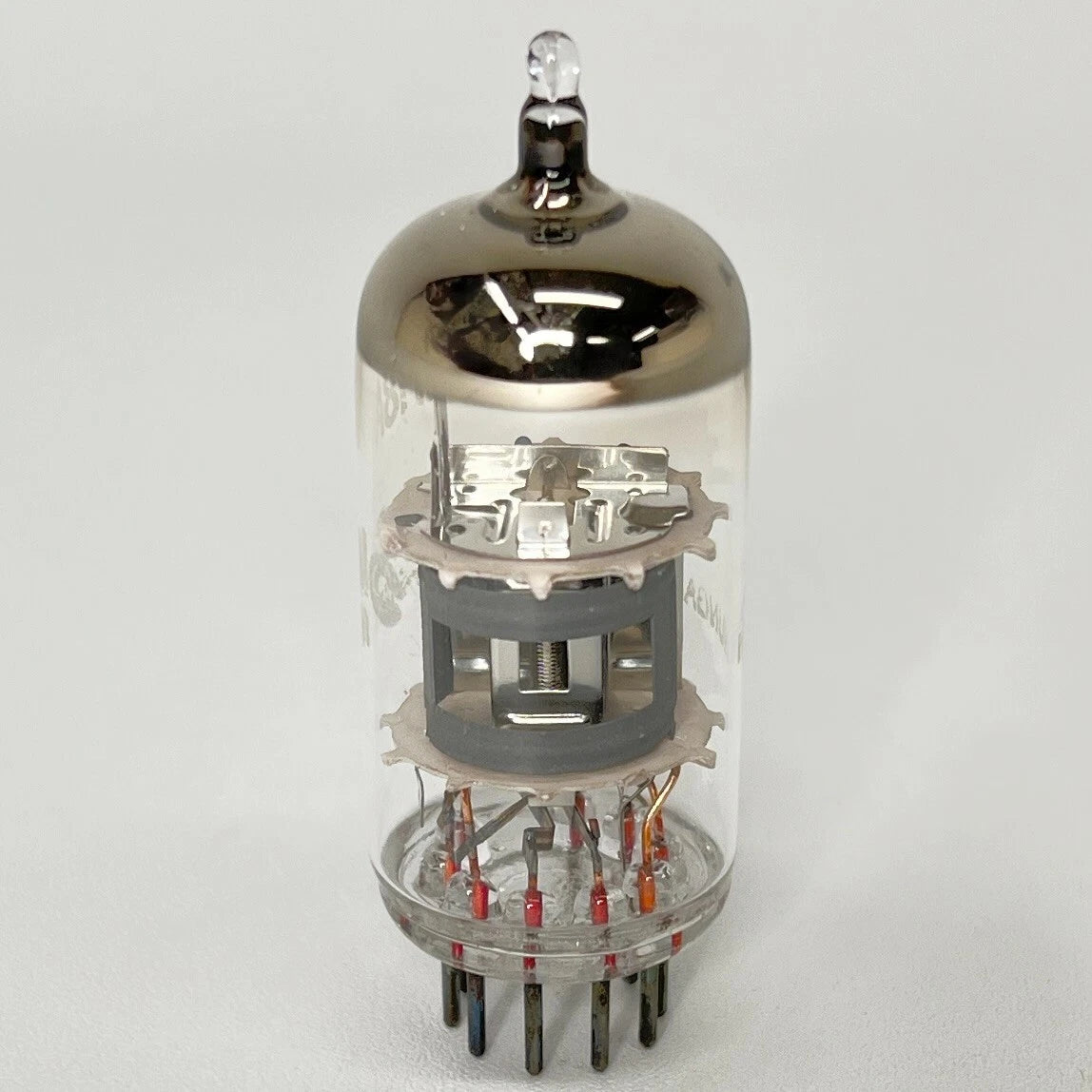 (1) Tested International Service Master 6GH8A Tube with Box Made in Hungary (b)