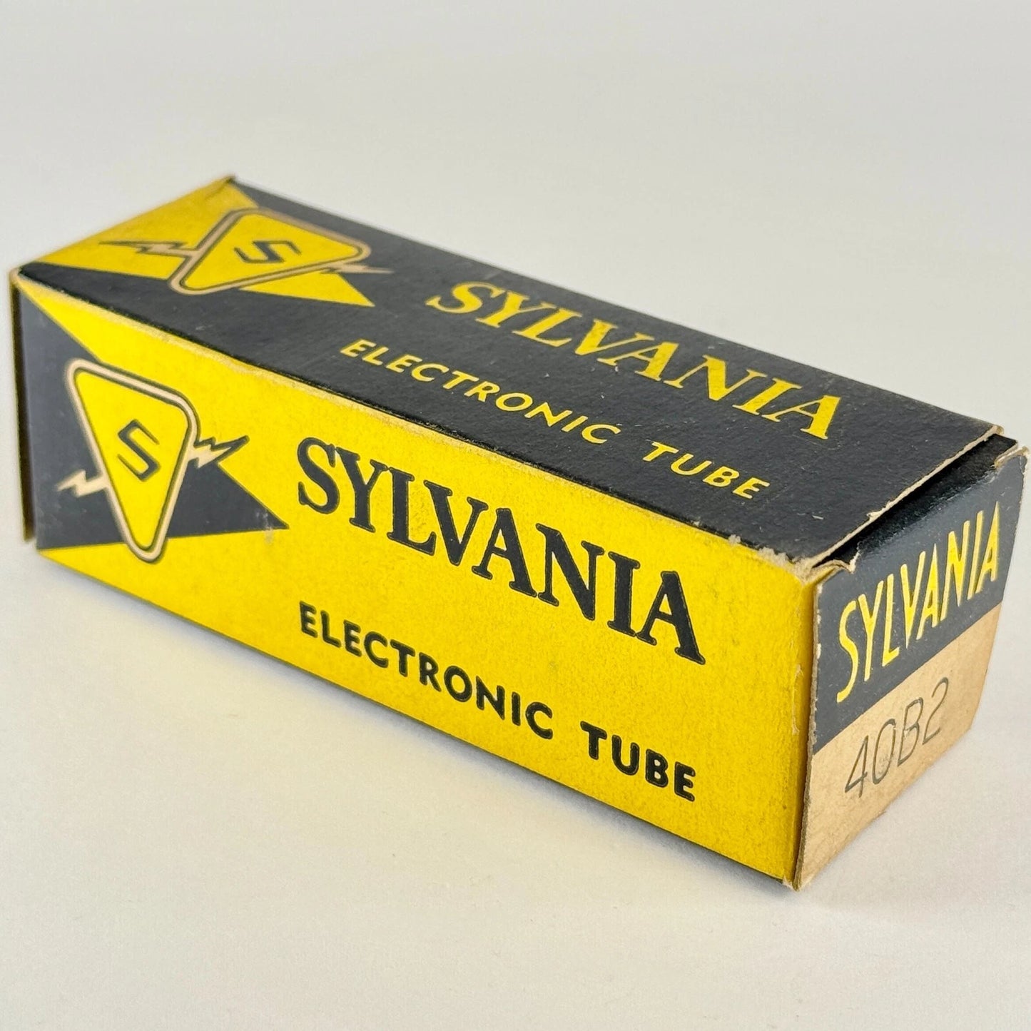 (1) Tested Sylvania 40B2 Ballast Tube with Box Date Code MAS Current Regulator