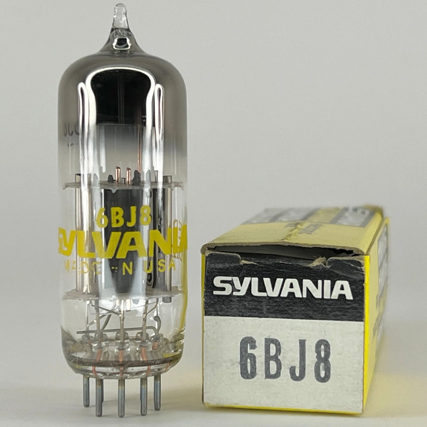 (1) Tested Sylvania 6BJ8 Tube with Box Date Code ER DHL Twin Diode Triode
