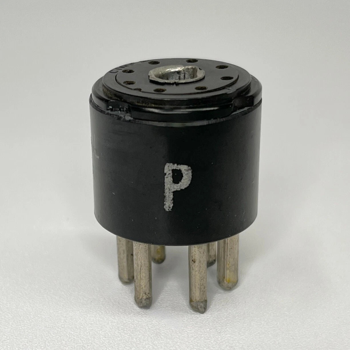 Vintage Adaptol No. 109 Tube Socket Adapter To Convert 7F7 Tube to 25Z5 Tube