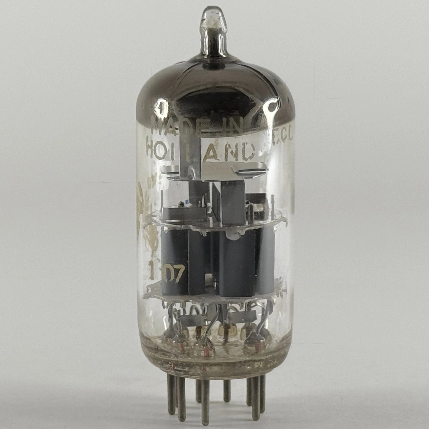 (1) Tested Amperex 6DJ8/ECC88 Tube Bugle Boy Date Code 107 Twin Triode Tube